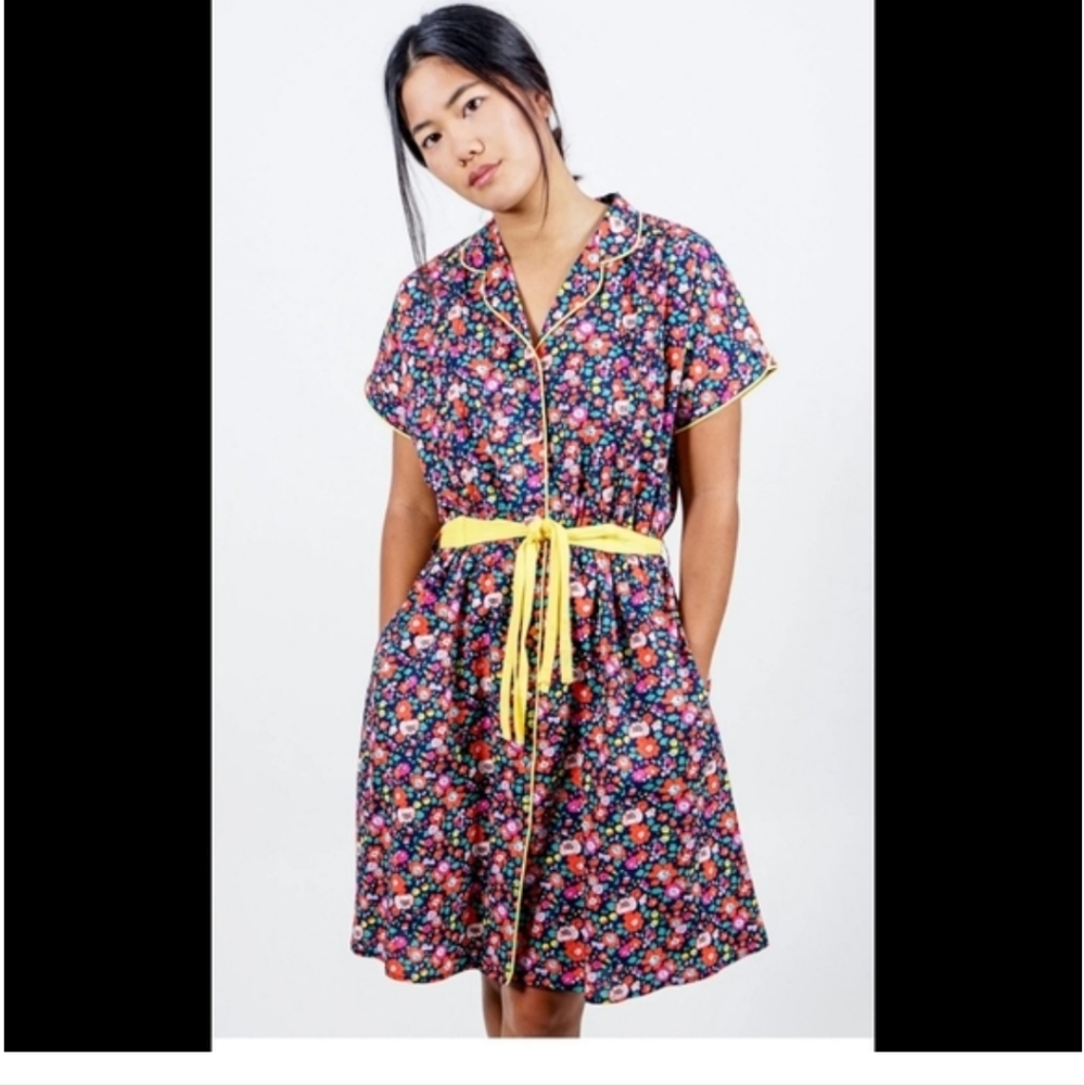 Saint Geraldine Vinyard Daisy in navy blue and pink size L